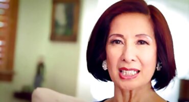 sex cô trang siêu vòng ba Châu á và sec vung trom mun fucking một chàng trai cô đơn.